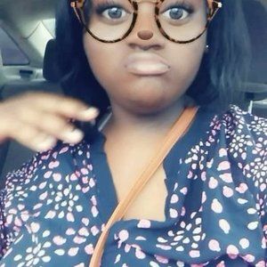 Meet your Posher, Theashia